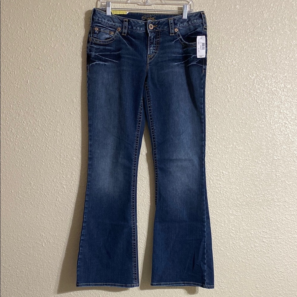 NWT Silver Blue Jeans Flare Leg Size 31x33